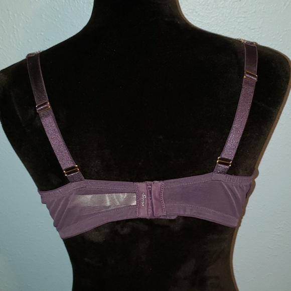 Bra - Picture 3 of 4